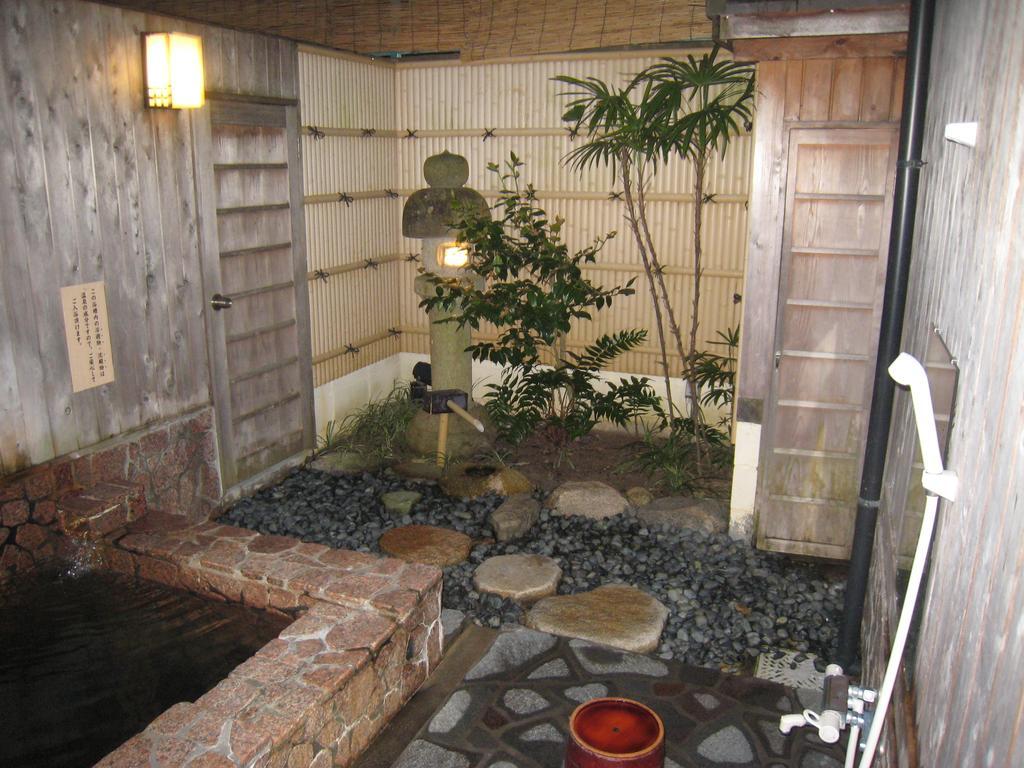 Hotel Utsumionsen Ichizu Aichi Exteriér fotografie