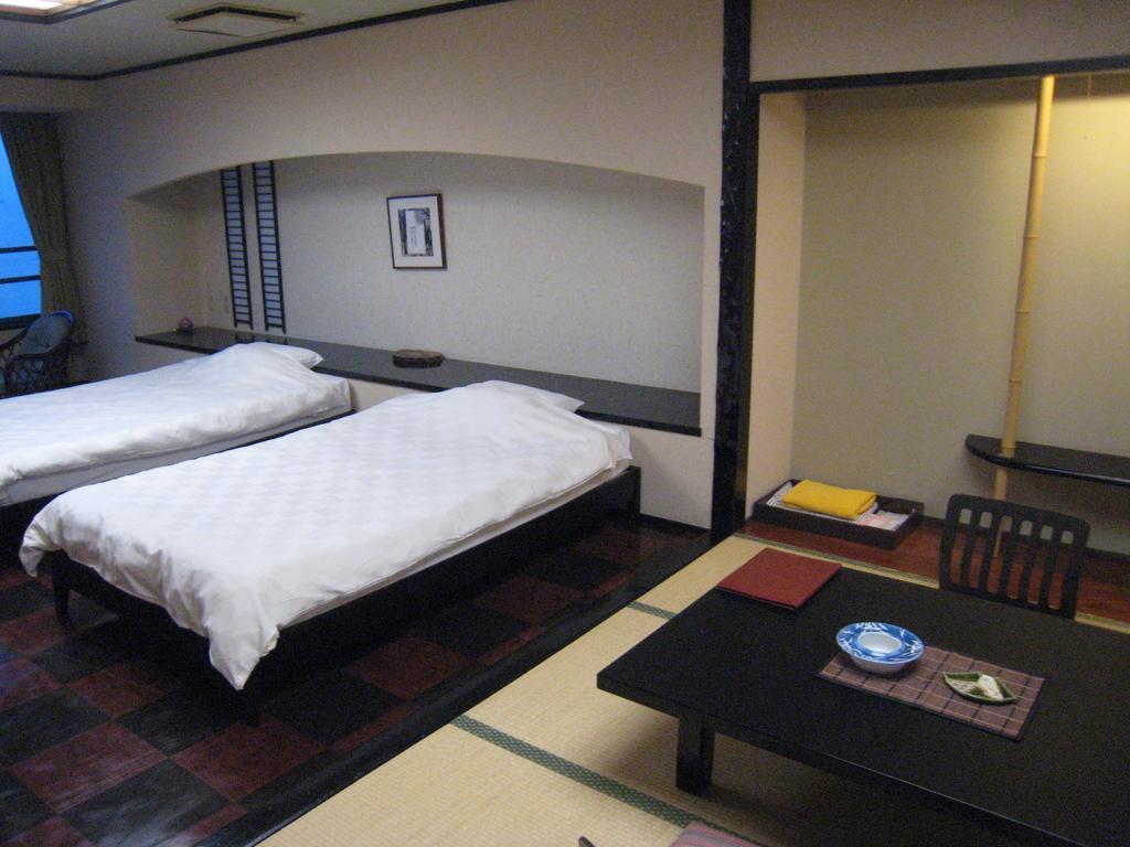 Hotel Utsumionsen Ichizu Aichi Exteriér fotografie