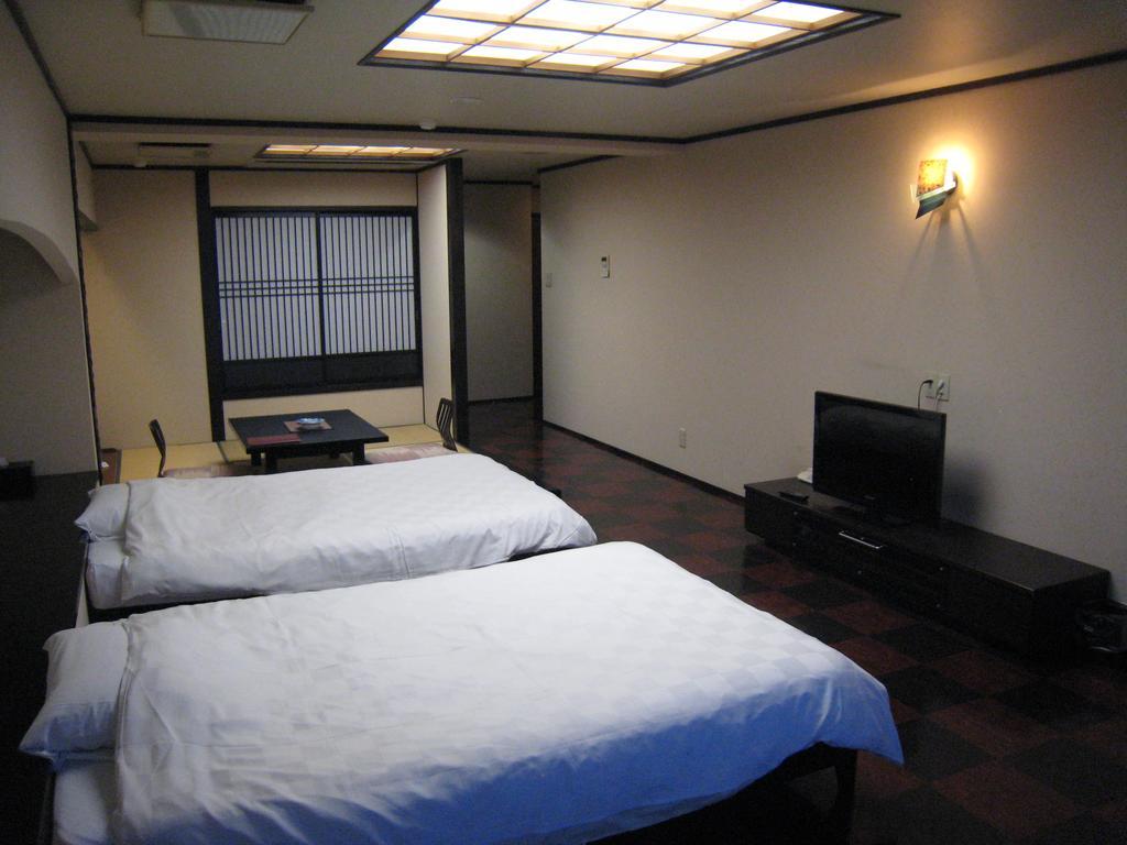 Hotel Utsumionsen Ichizu Aichi Exteriér fotografie