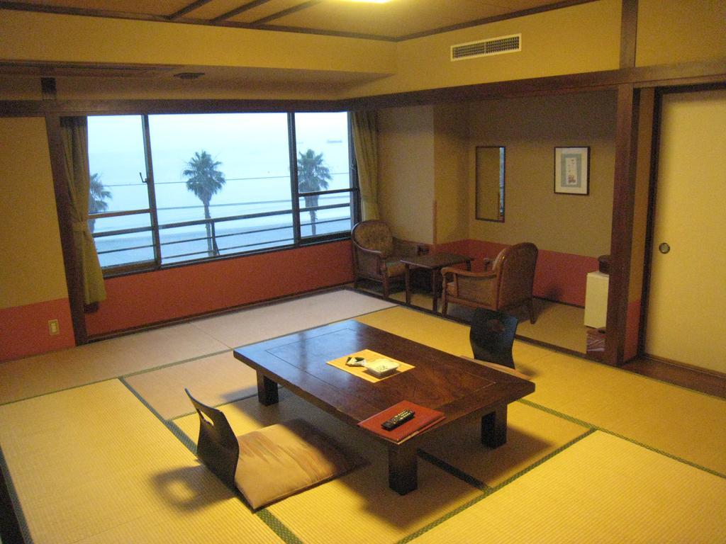 Hotel Utsumionsen Ichizu Aichi Exteriér fotografie