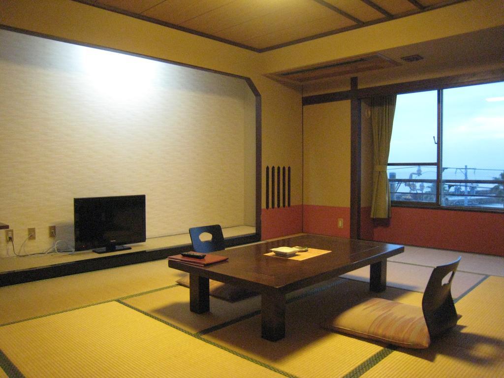 Hotel Utsumionsen Ichizu Aichi Exteriér fotografie