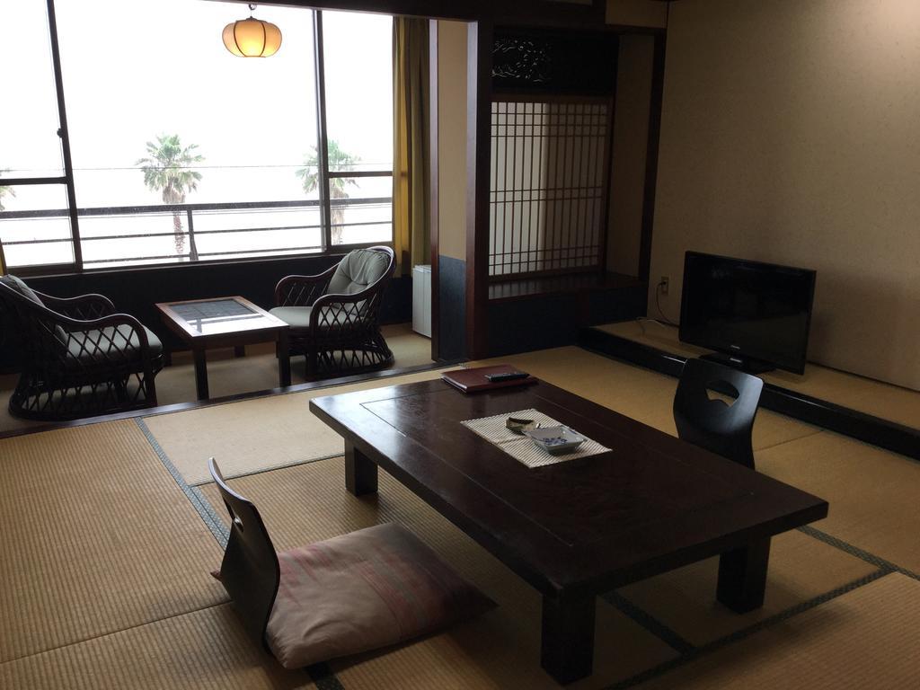 Hotel Utsumionsen Ichizu Aichi Exteriér fotografie